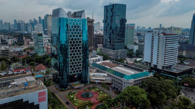 Program Pengembangan Karyawan BUMN: Bagaimana Karyawan Dapat Tumbuh Bersama BUMN
