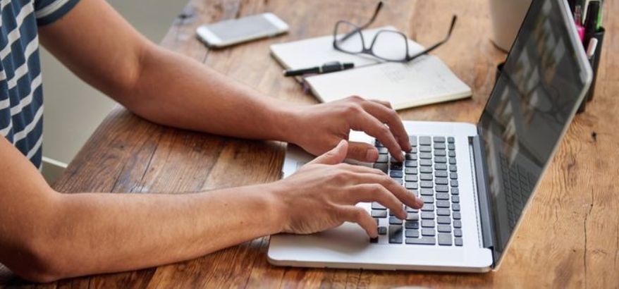 Copywriting dalam Covert Selling: Seni Menjual Tanpa Terlihat Menjual