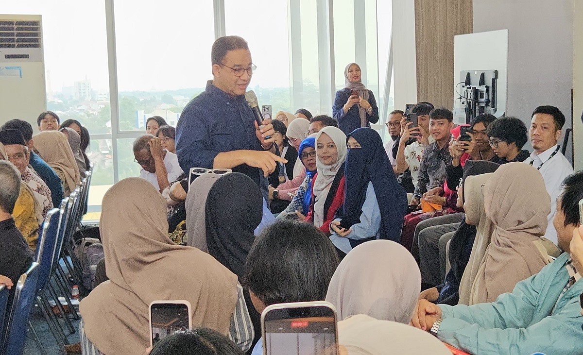 Anies Baswedan Tekankan Peran Sentral Guru dalam Menjaga Nilai Kemanusiaan di Tengah Disrupsi Teknologi AI